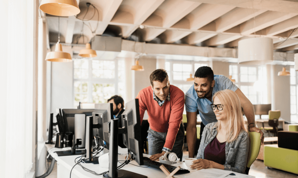 IT Essentials 8 - Information Technology course thumbnail